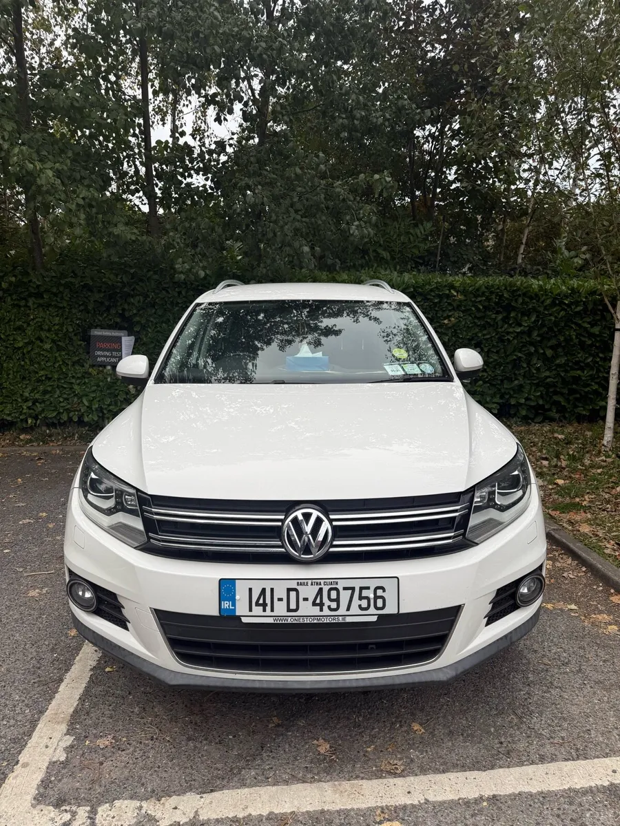 Volkswagen Tiguan low mileage new tyre - Image 3