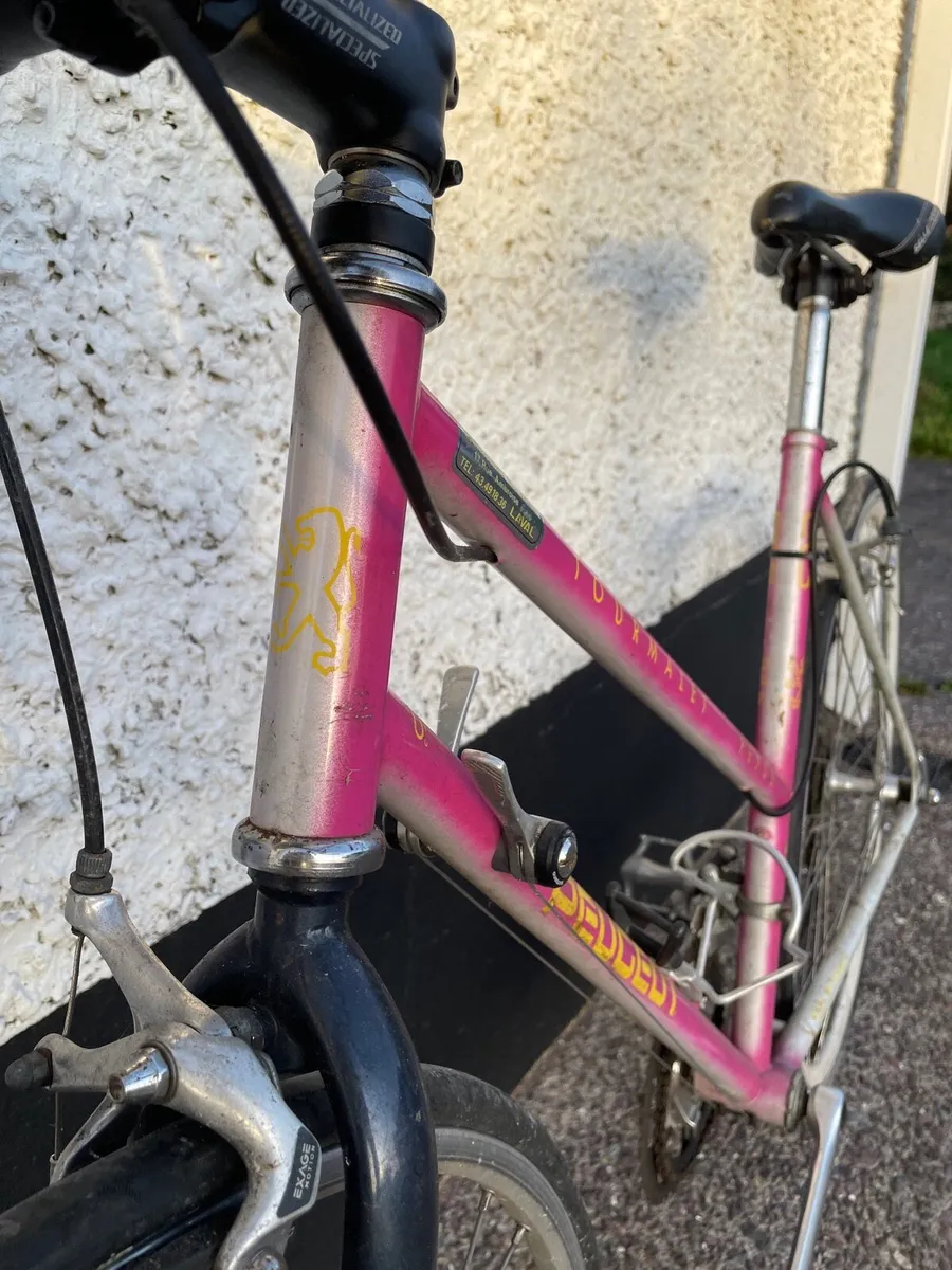 Vintage Peugeot Road Bike - Image 2