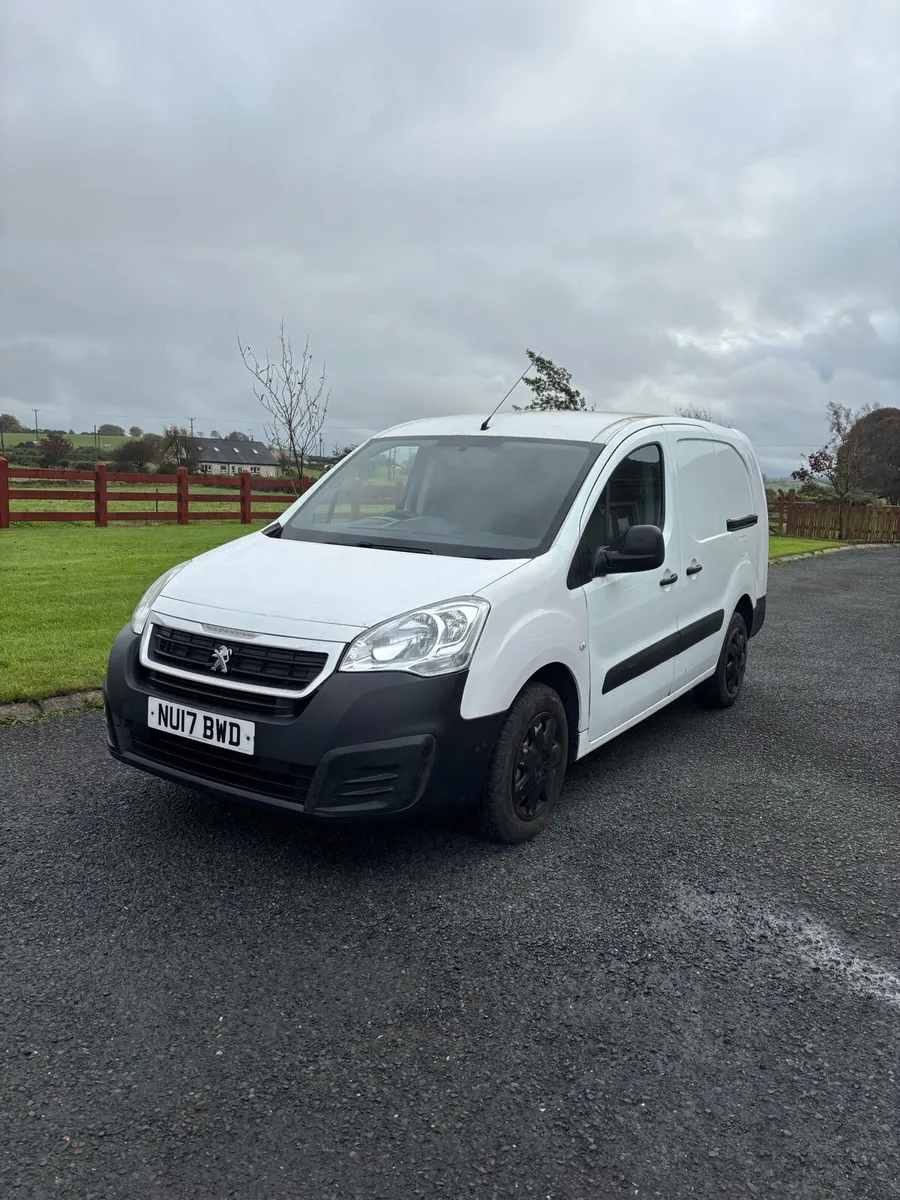 2017 Peugeot partner lwb crew van - Image 1
