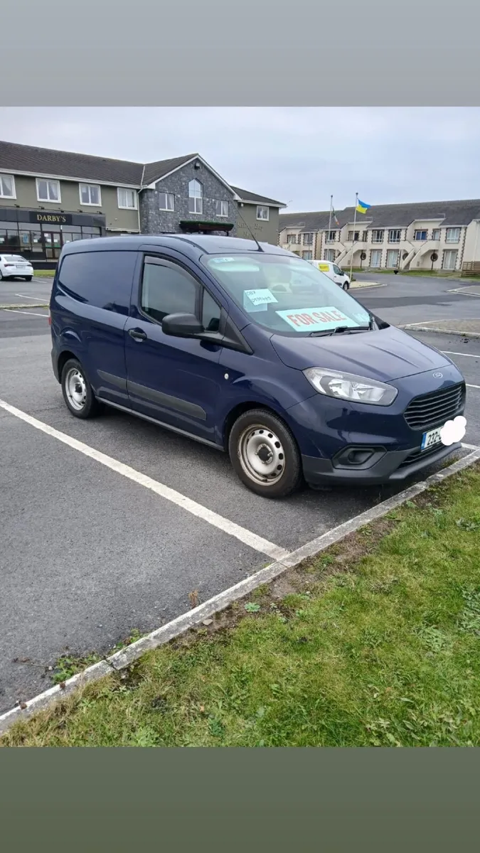 Ford Transit Courier 2023 - Image 1