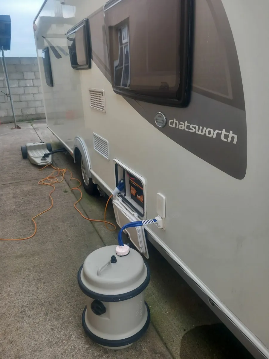 Caravans - Image 4