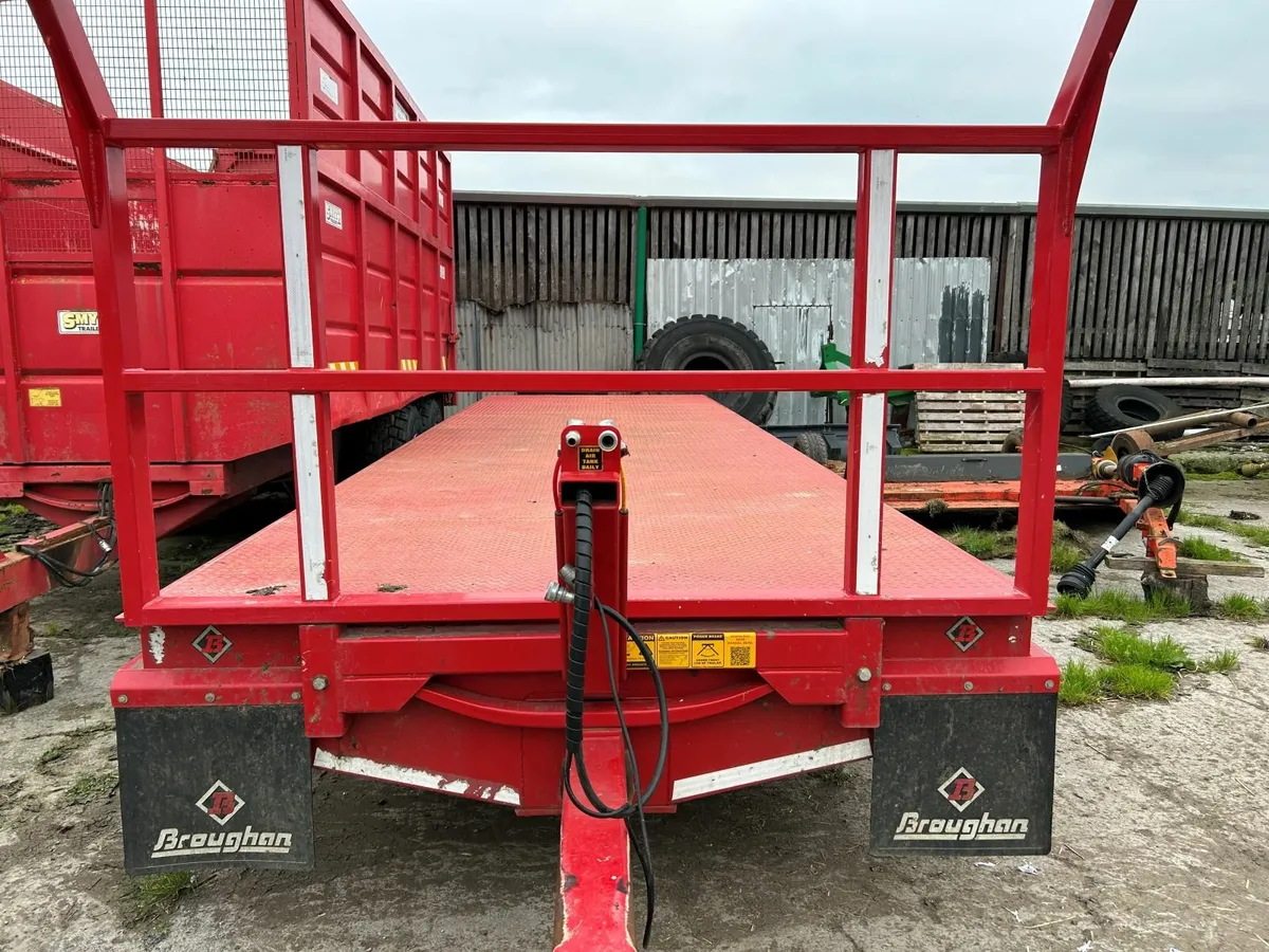 Broughan Bale Trailer - 28Ft 2 Years old - Image 2