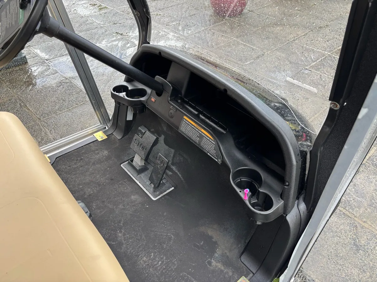 Club Car Golf Buggy - Image 3