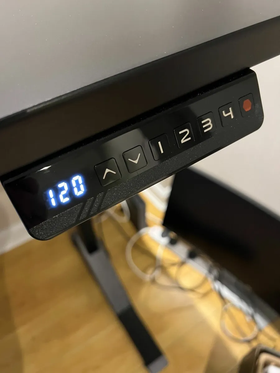 Computer desk / standing desk - Image 3