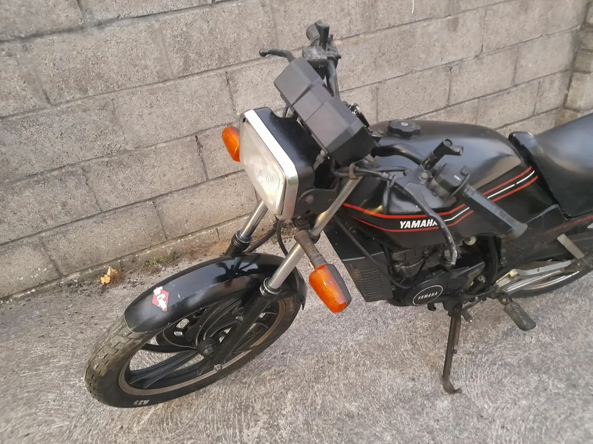 Yamaha RD125LC  1983  10w model - Image 3