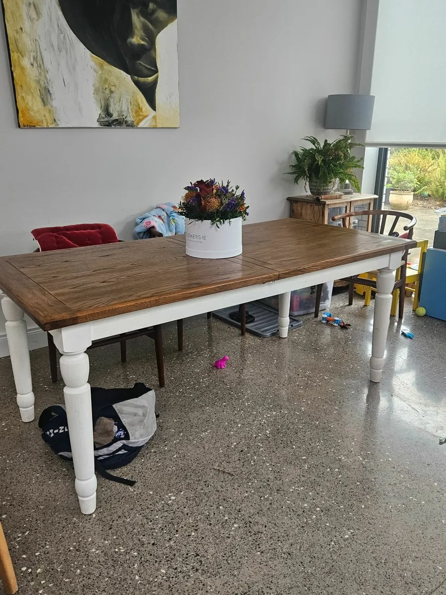 Dinning/kitchen table - Image 4