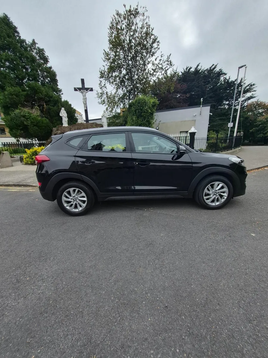 Hyundai Tucson 2017 - Image 2