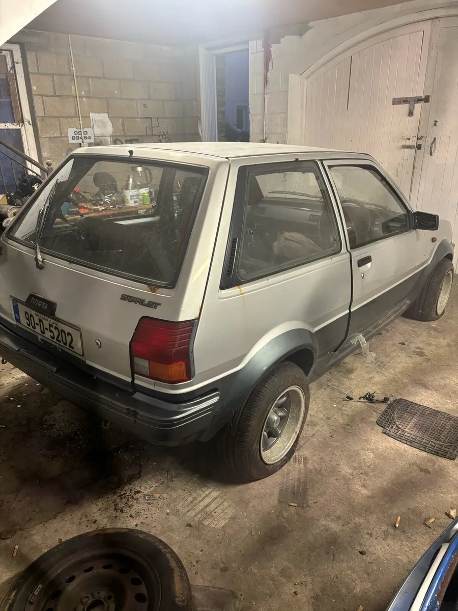 Toyota starlet - Image 4