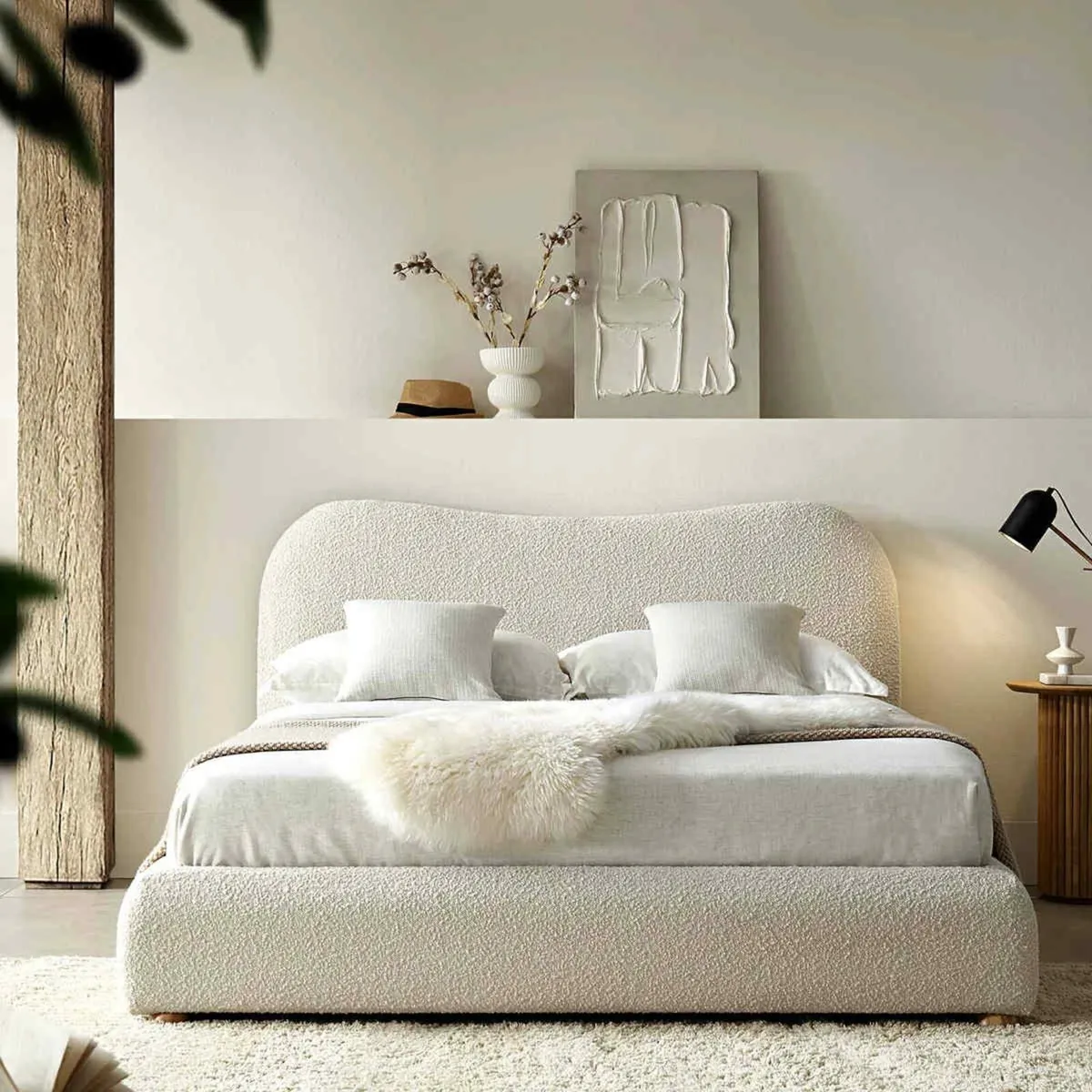 Double bed - Image 1