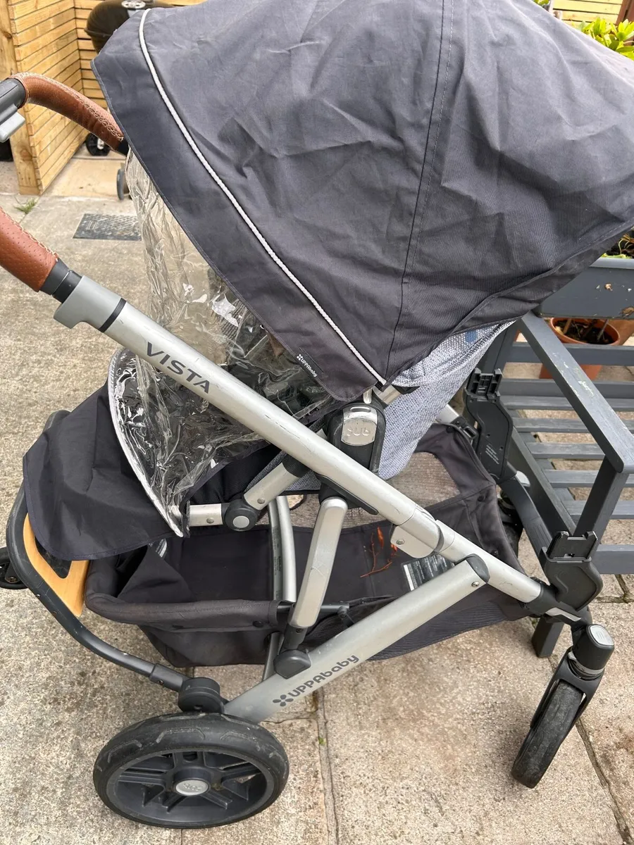 Uppababy V2 Travel System (bassinet & toddler sea) - Image 4