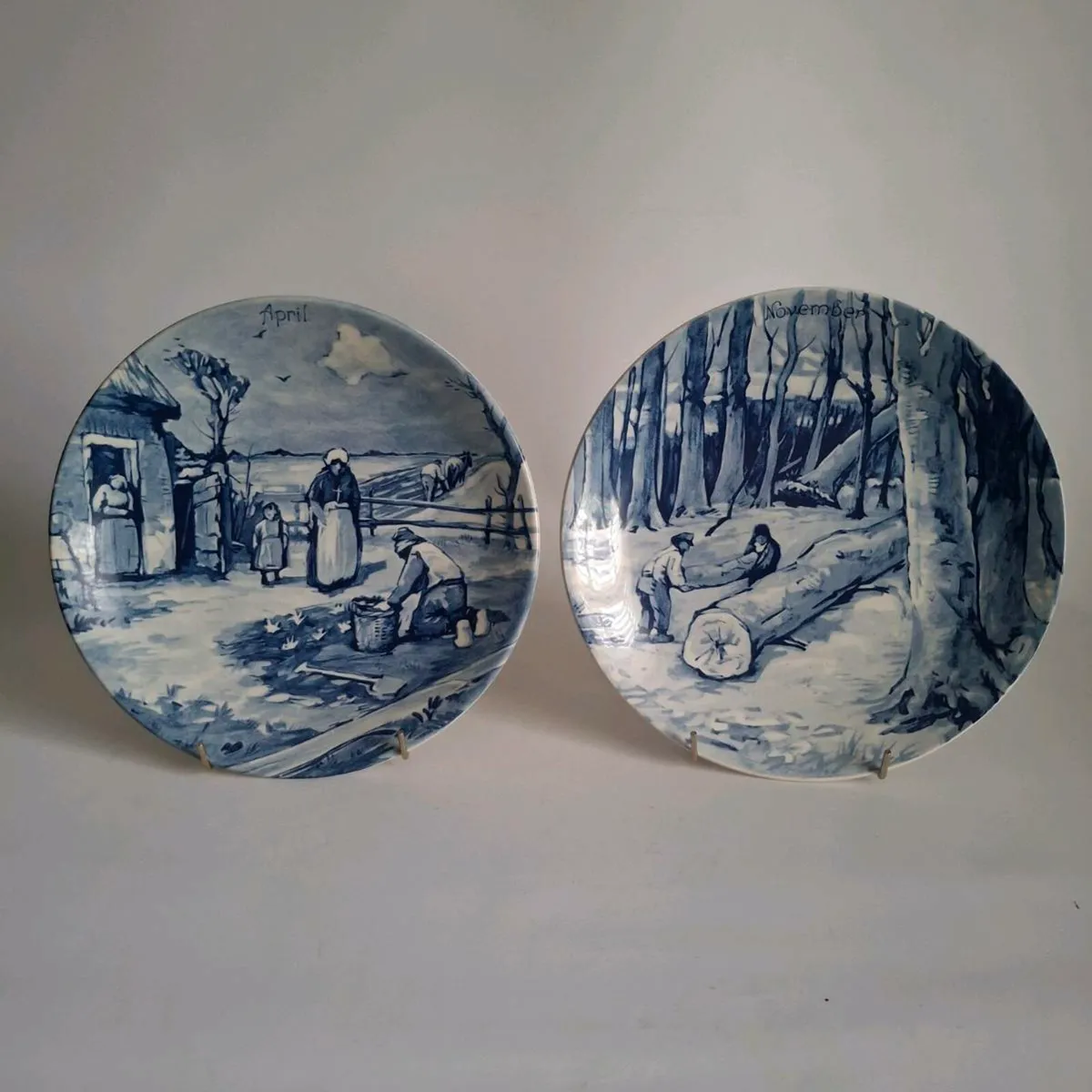 1970's Hamilton Collection Delftware Plates - Image 1