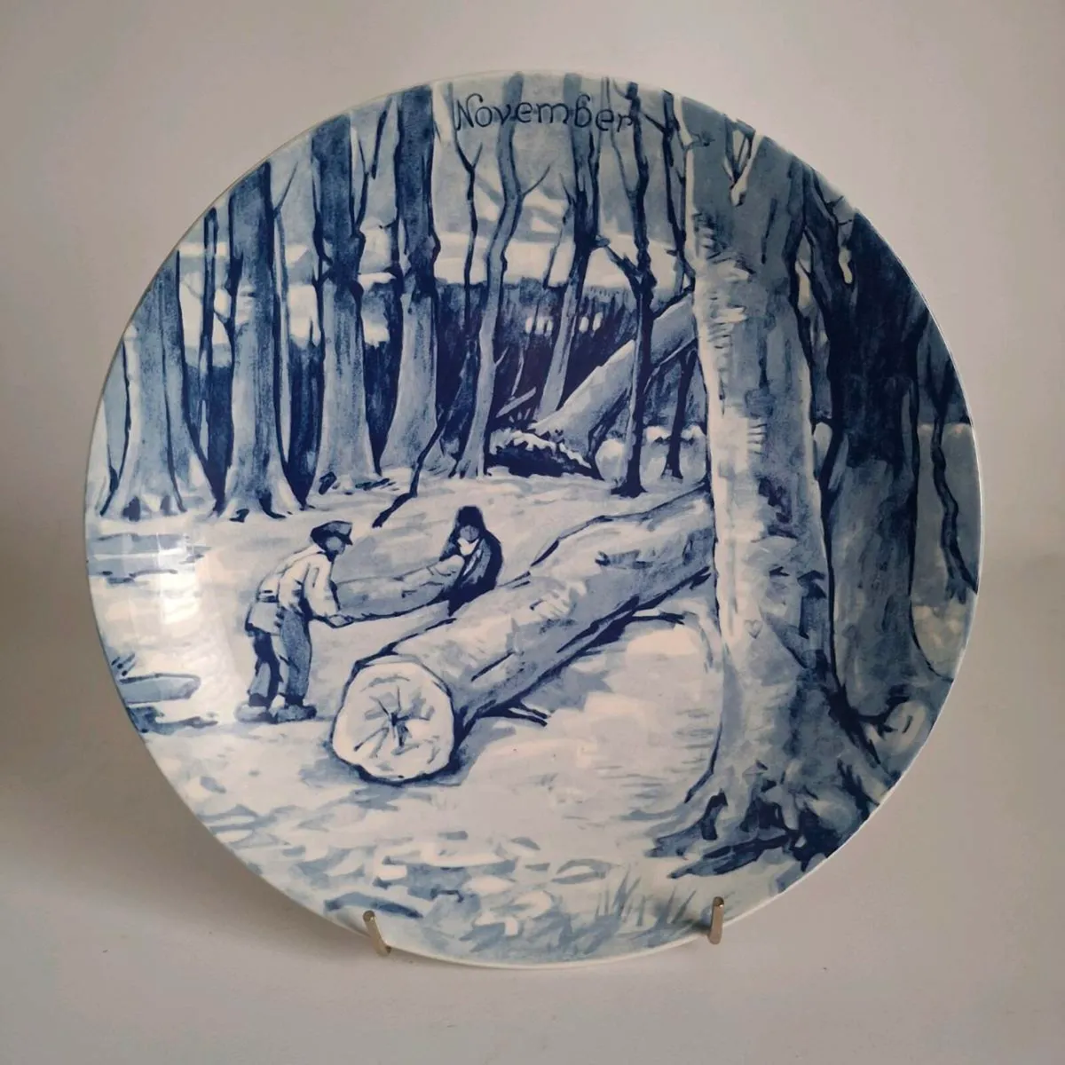 1970's Hamilton Collection Delftware Plates - Image 3