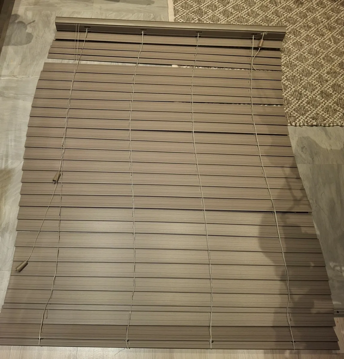 window blinds - Image 1