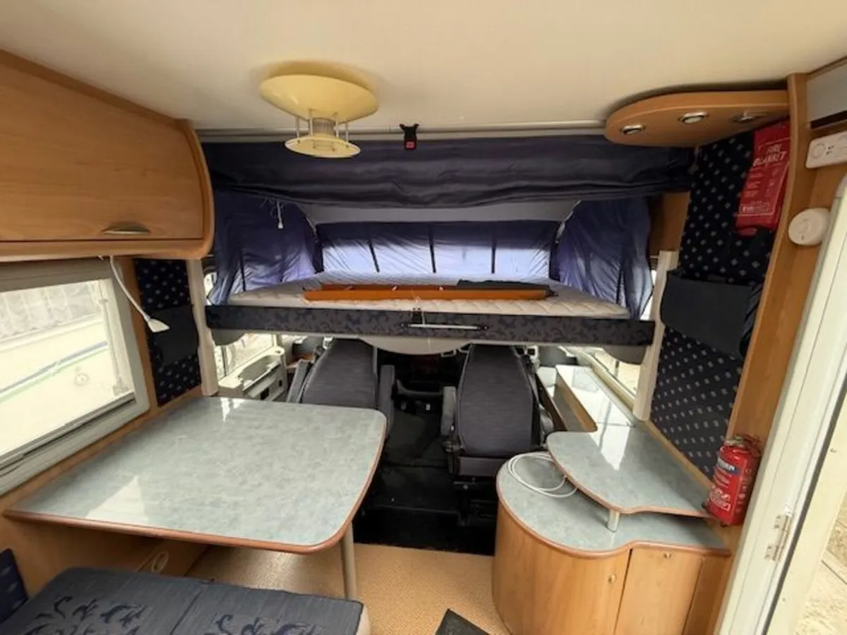 BURSTNER 660 Elegance 2003 - Image 3