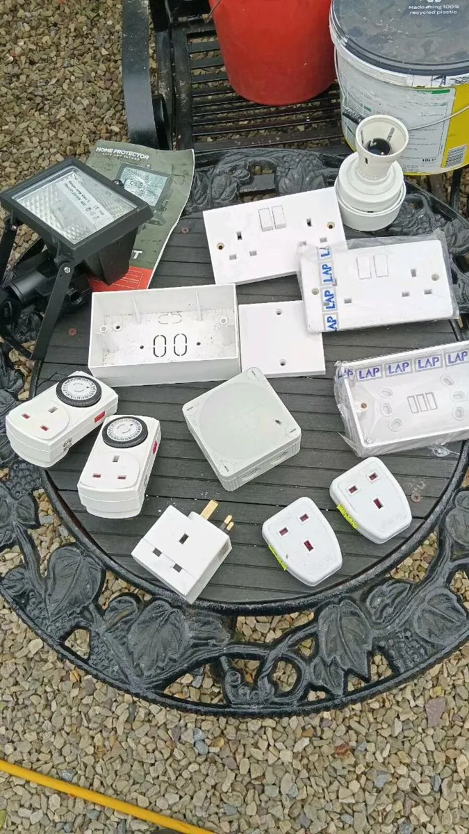 New electrical fittings - Image 1