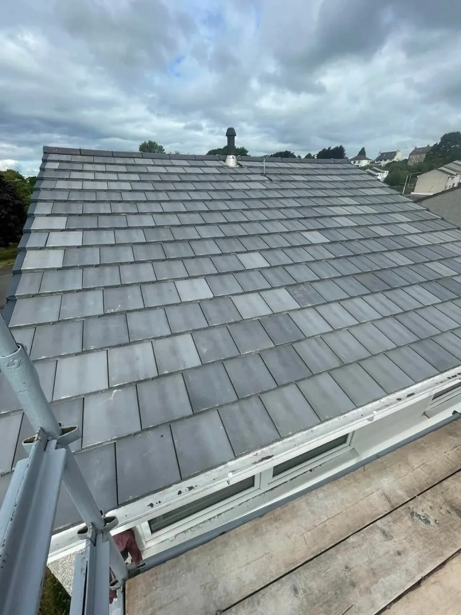 Roofer - Image 3