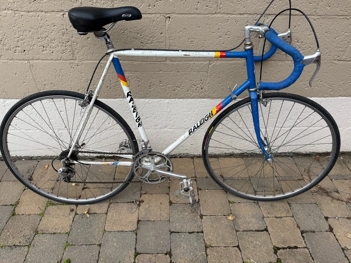 Vintage Raleigh Road bike - Image 1