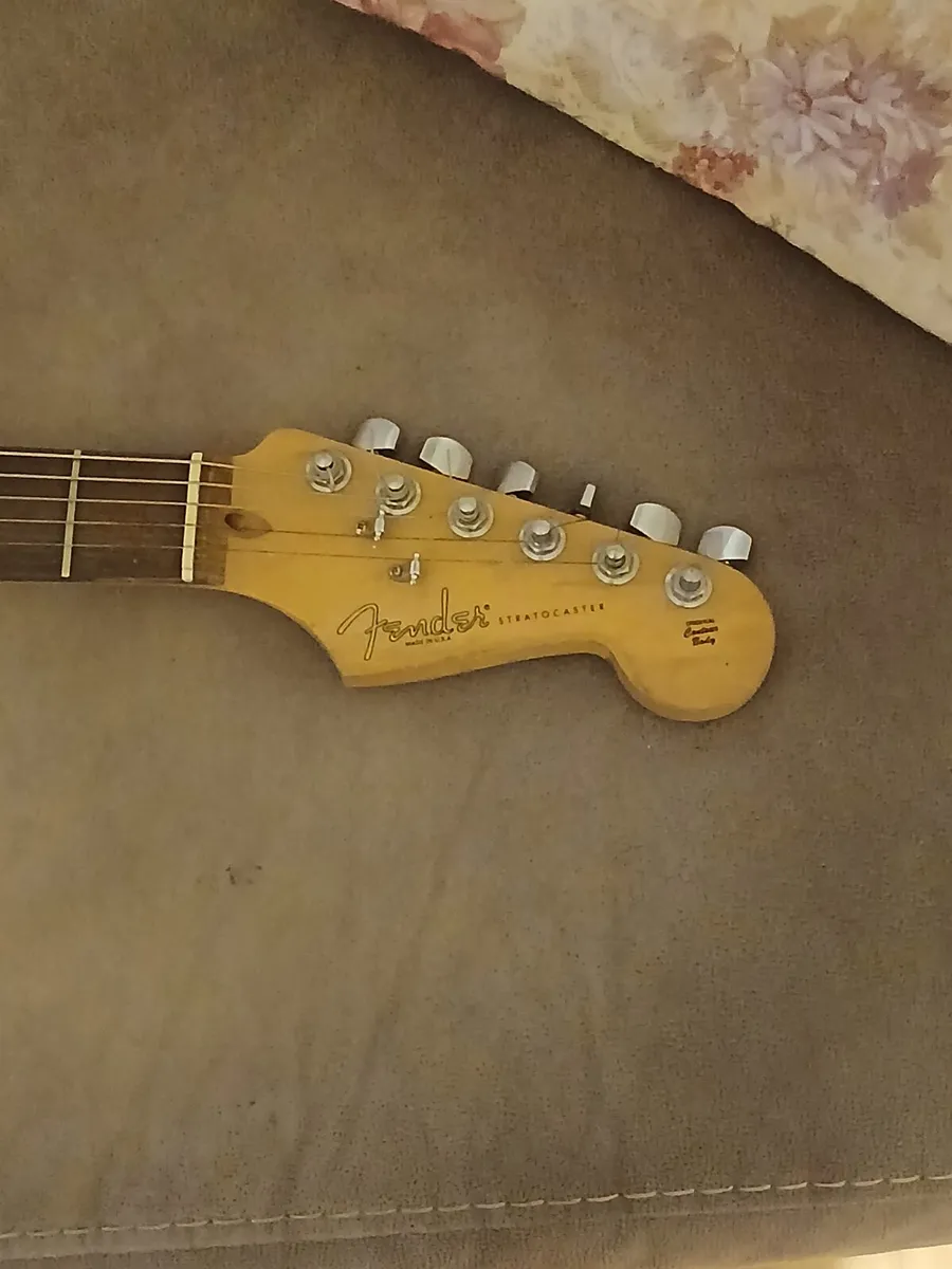 Fender American Stratocaster - Image 4