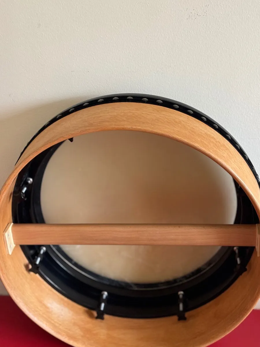 Christian Hedwitschak Bodhran with lambeg skin - Image 2