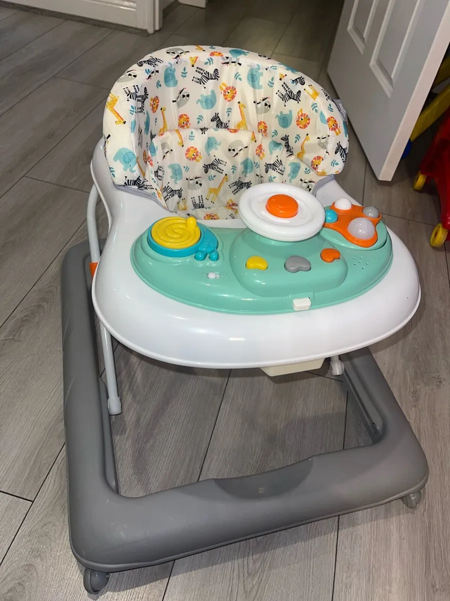 Baby walker - Image 1