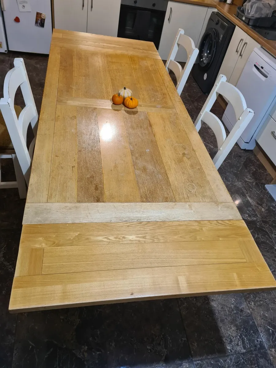 Kitchen Table/not chairs. - Image 3