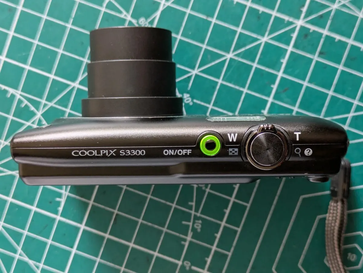 Nikon Coolpix S3300 16MP CCD🌈 digital compact 📸 - Image 2