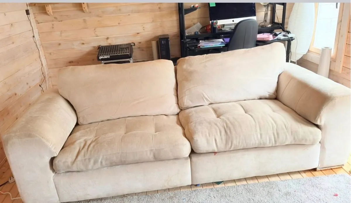 Couch - Image 1