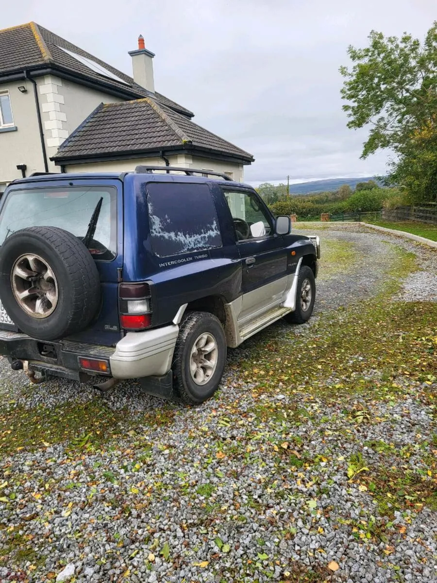 Mitsubishi pajero - Image 4