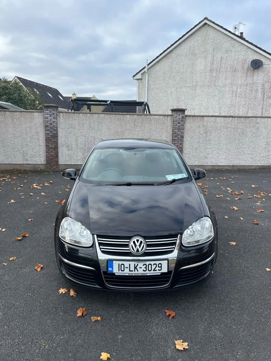 Volkswagen Jetta - Image 1