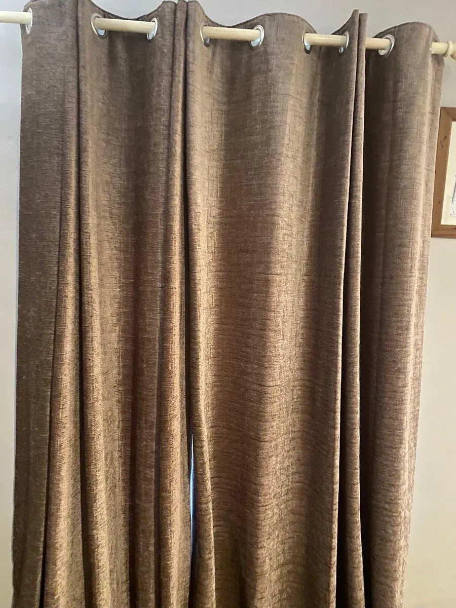 Curtains 66x90 x 5 pairs - Image 1