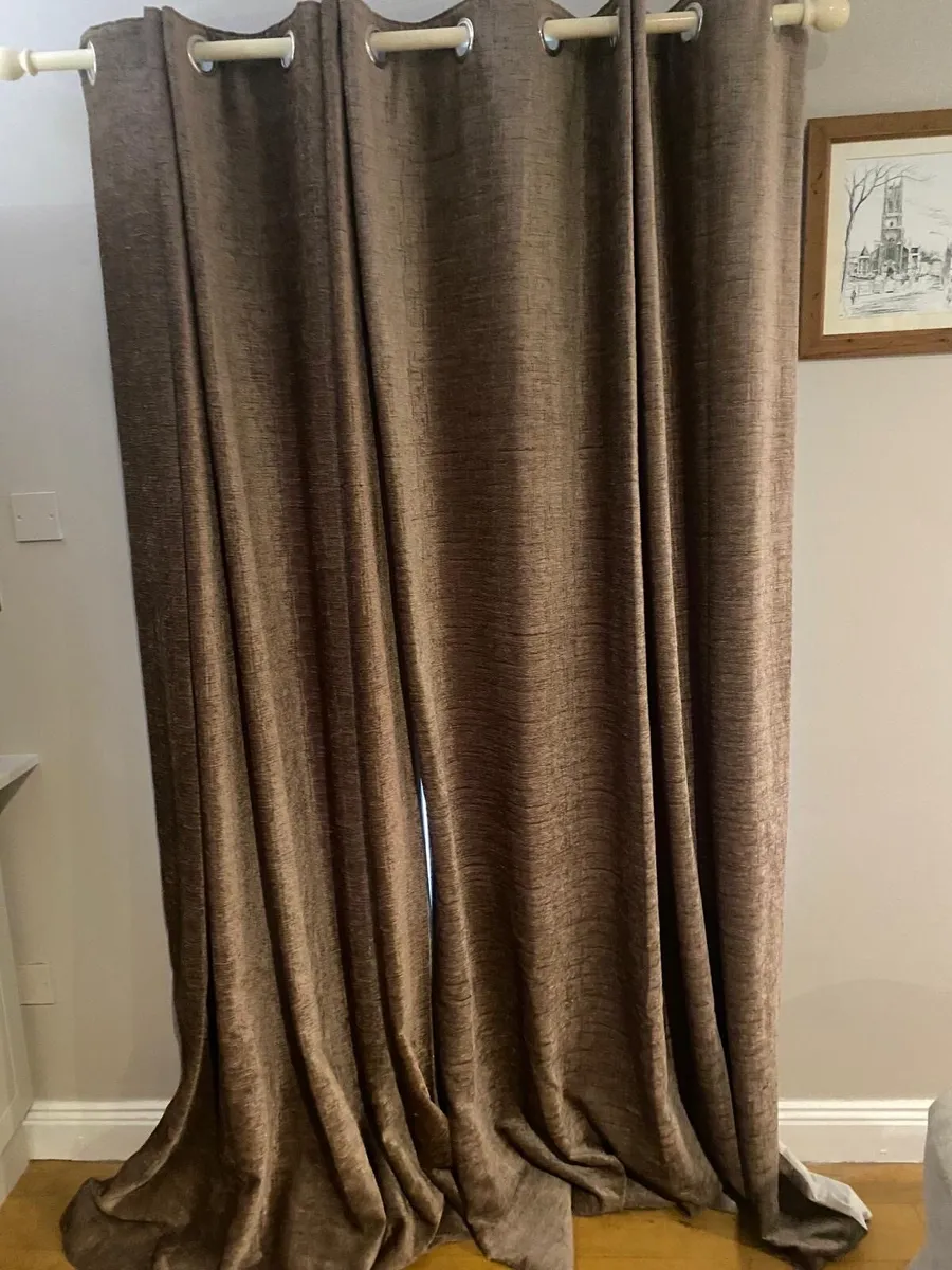Curtains 66x90 x 5 pairs - Image 2