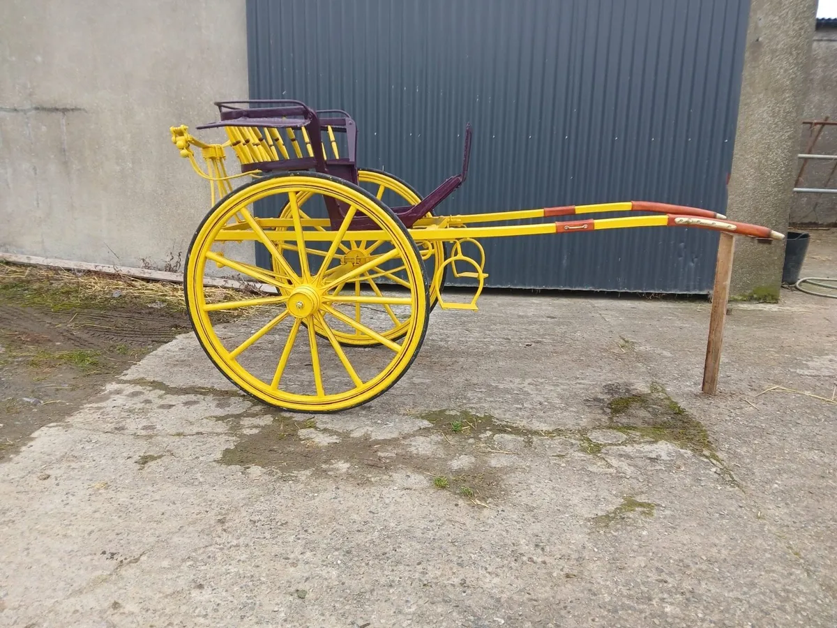 Small Tilbury Gig - Image 1