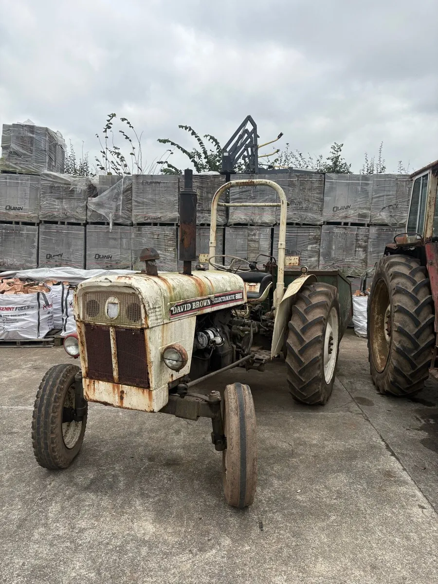 David Brown 880 & international B275 - Image 2