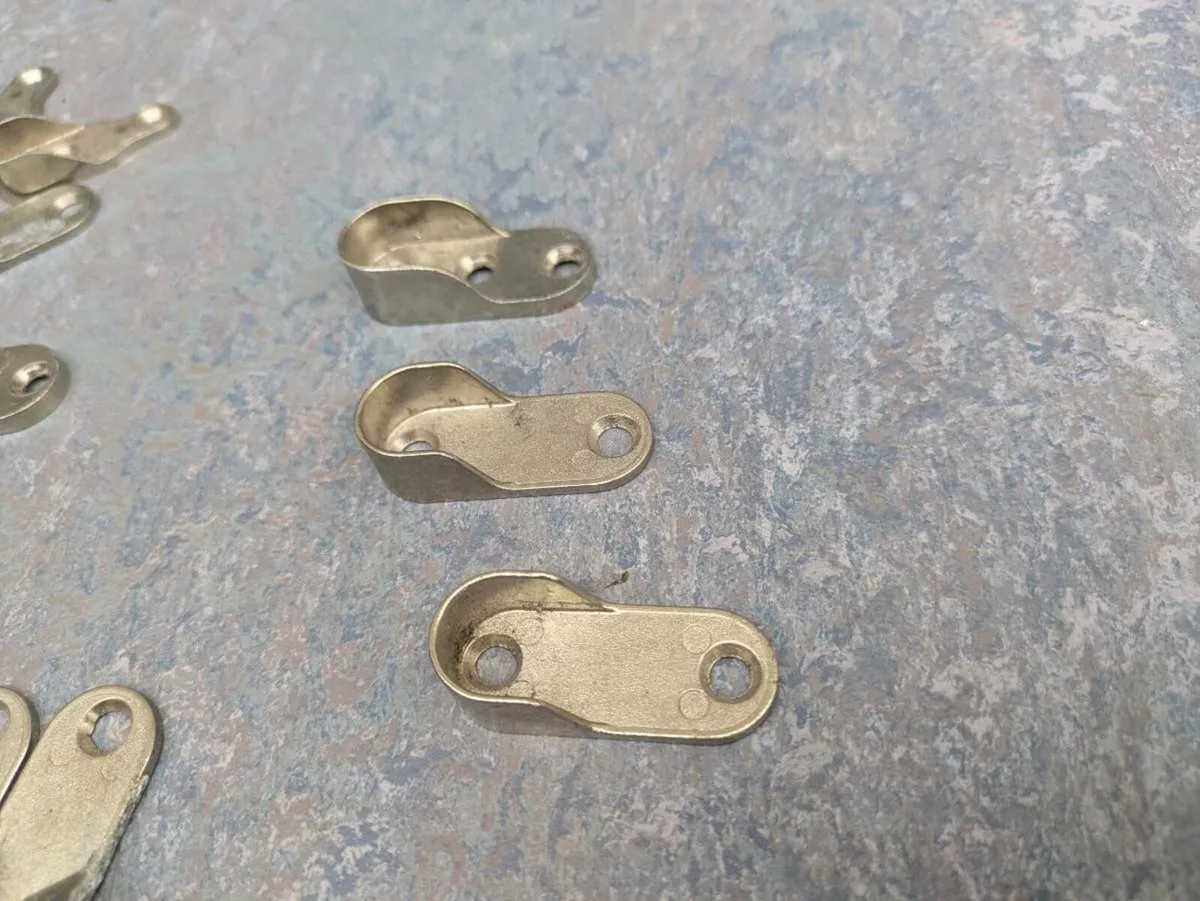 Rail holders - Image 2