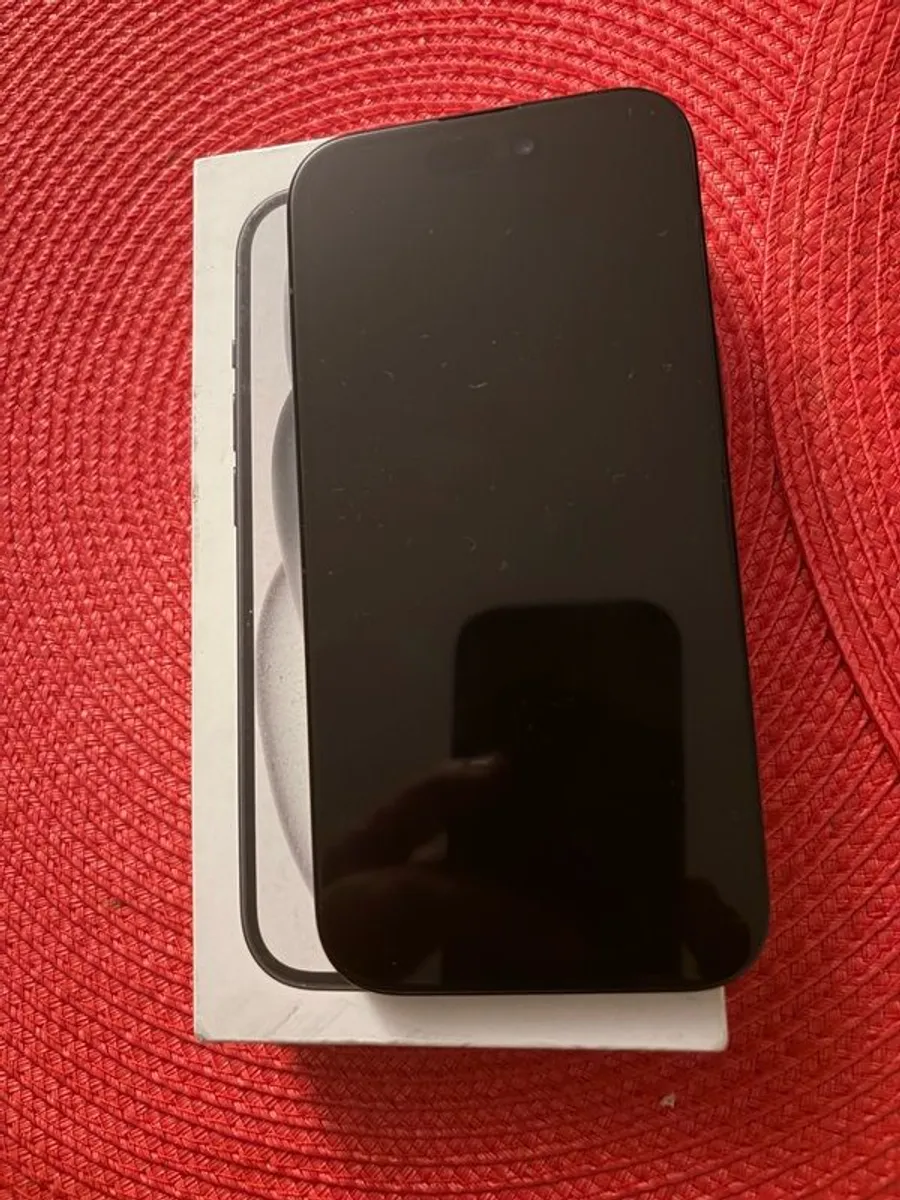 Iphone 15 128GB unlocked - Image 1