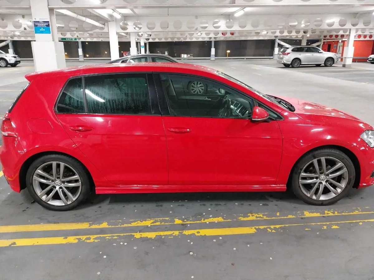 Volkswagon Golf R-line - Image 3