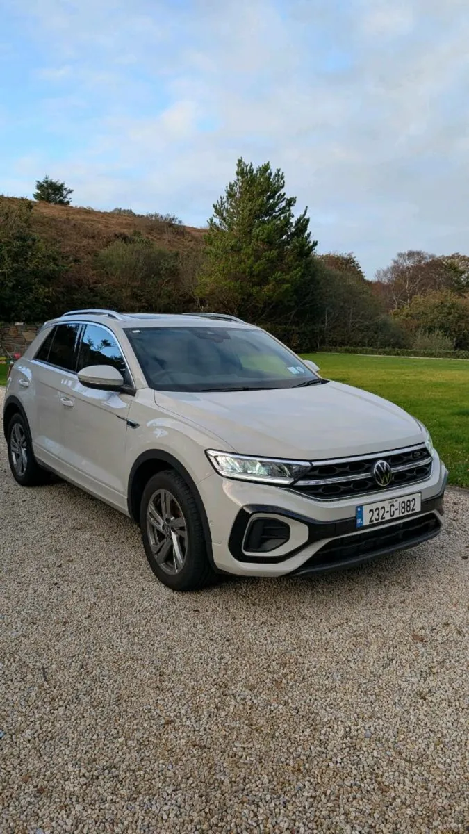 Volkswagen T-Roc - Image 1