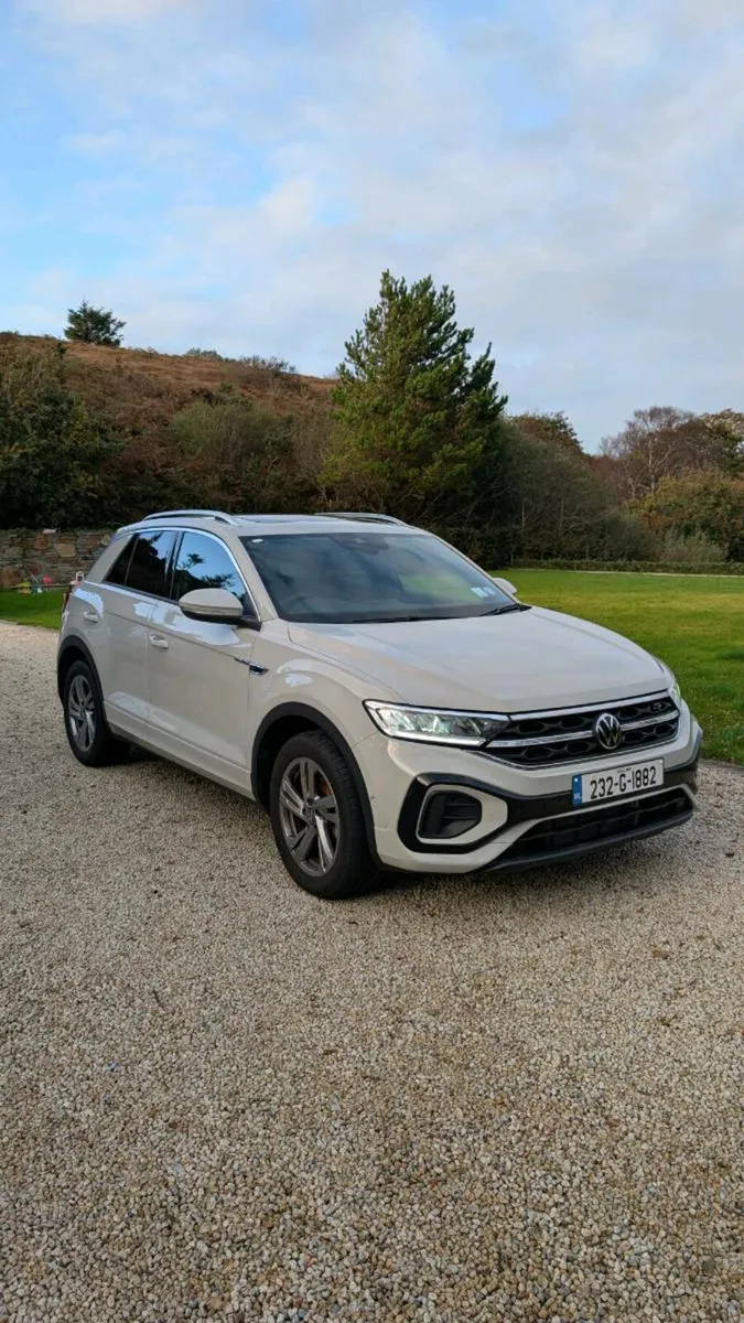 Volkswagen T-Roc - Image 2