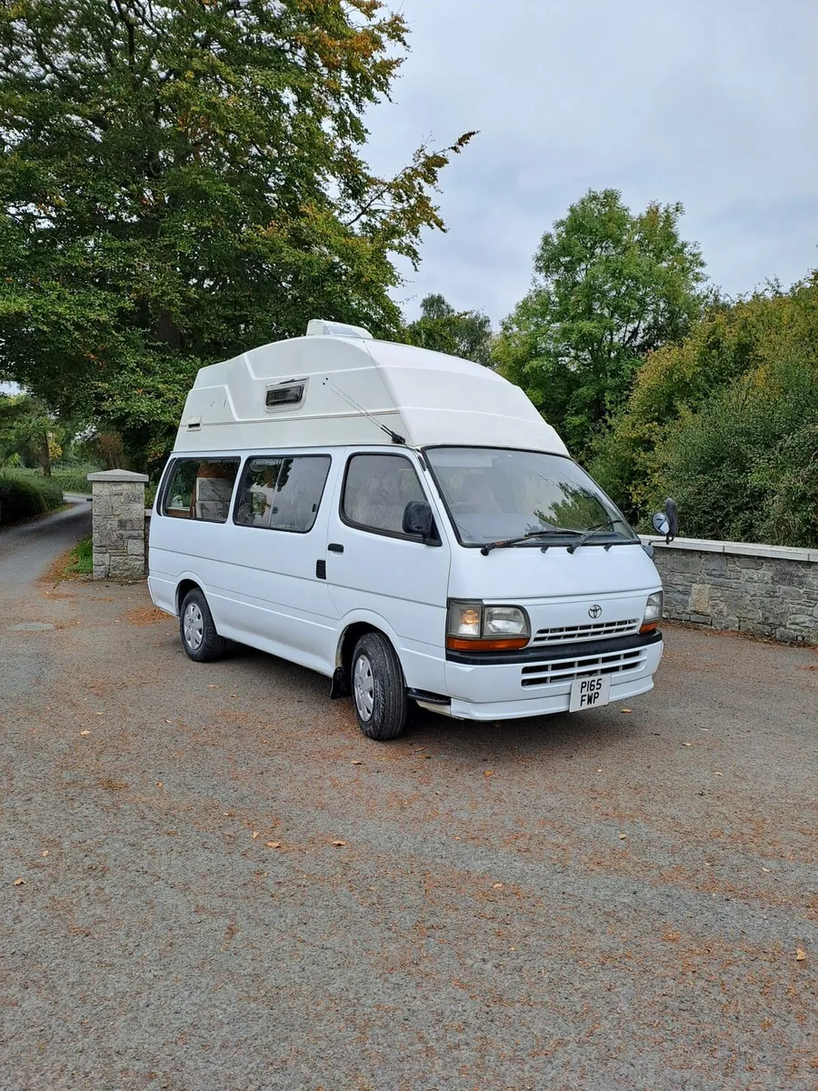 Toyota hiace camper - Image 1