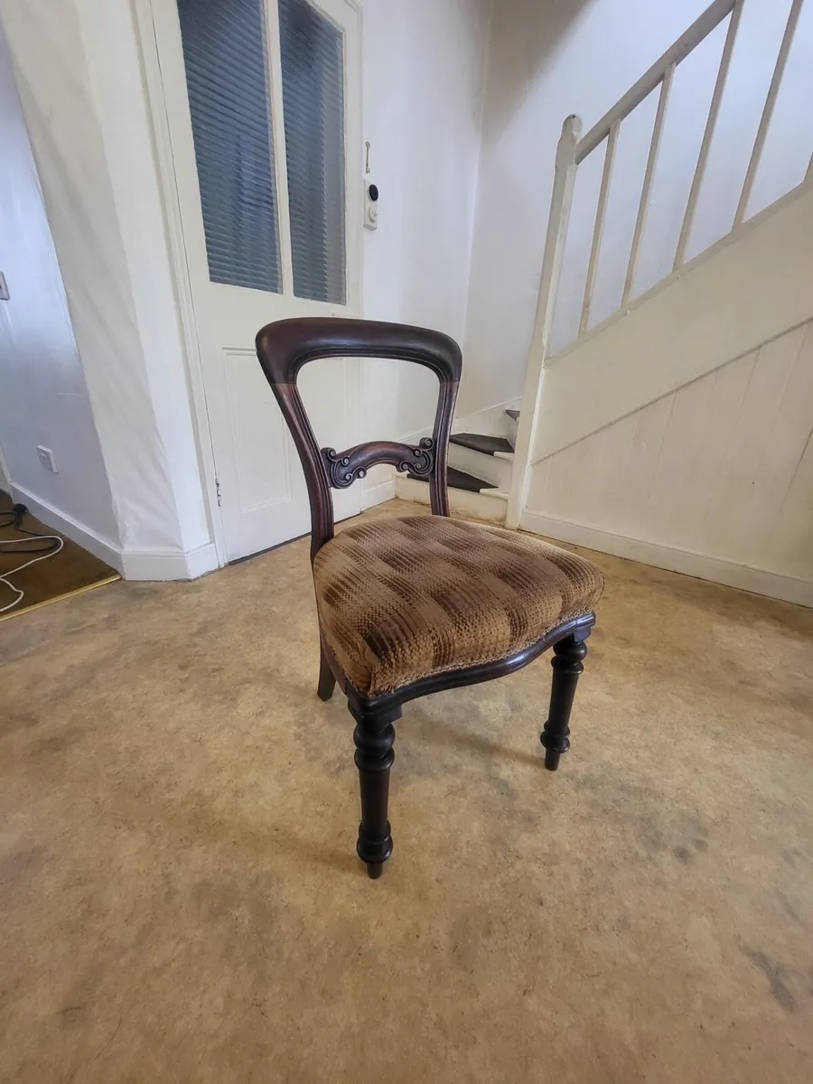 Dining Table and Chairs - Image 2