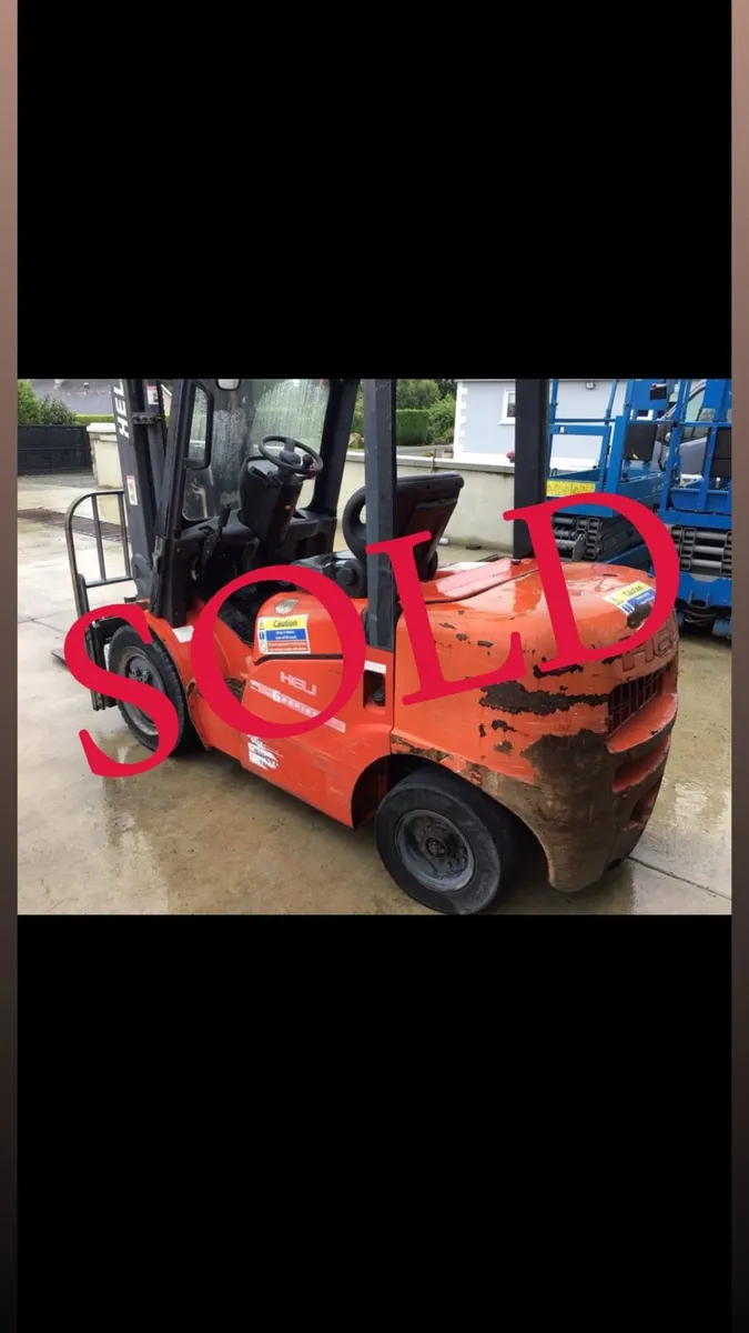 2012 Heli 3 Tonne Forklift - Image 1