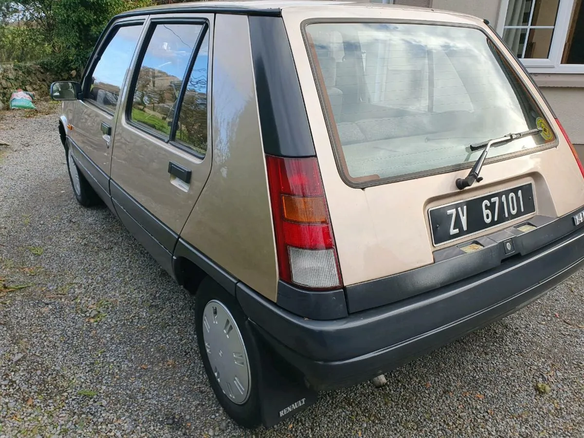 1985 Renault 5 - Image 4
