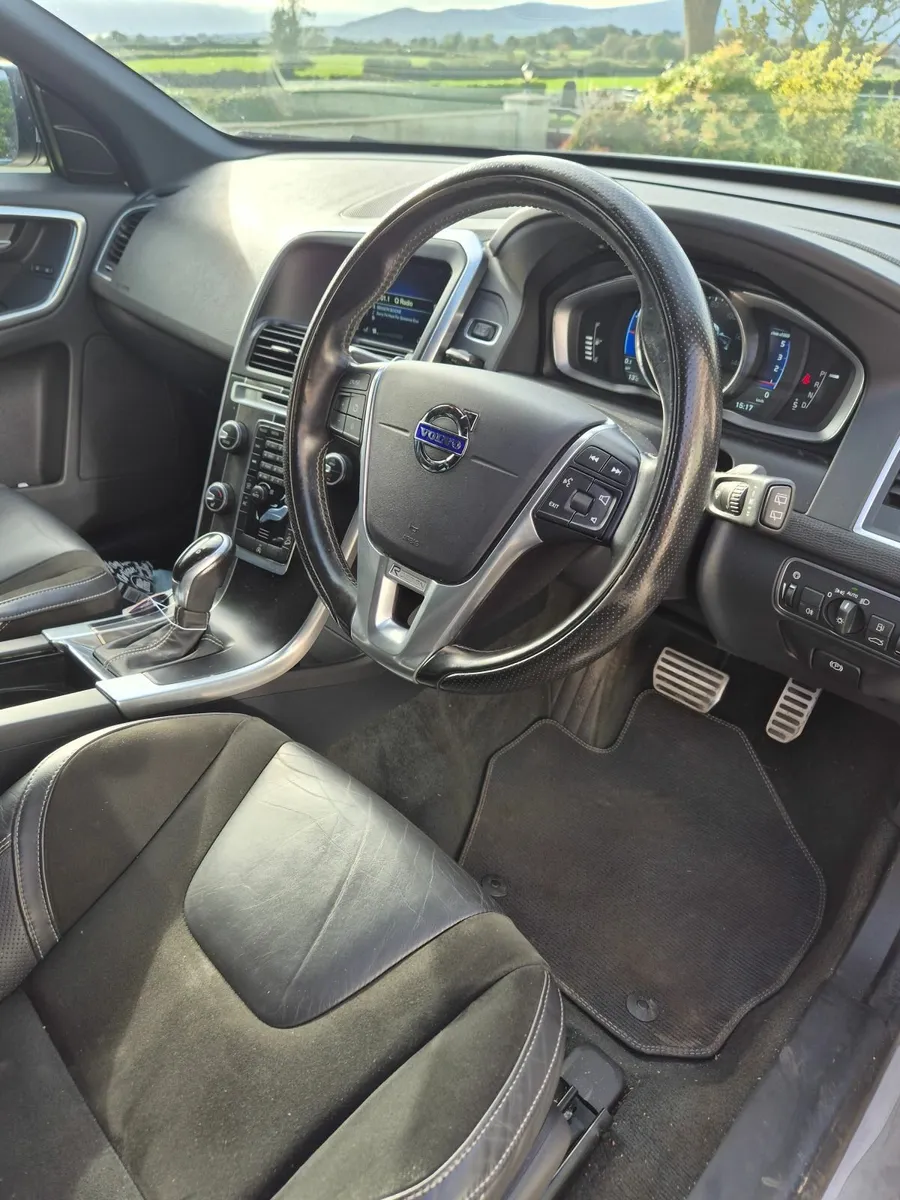 Volvo XC60 2015 - Image 1