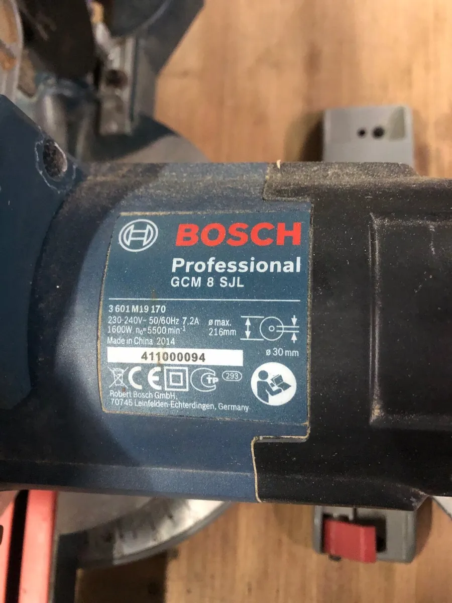 Bosch professional gcm 8 sjl sliding mitre saw - Image 3