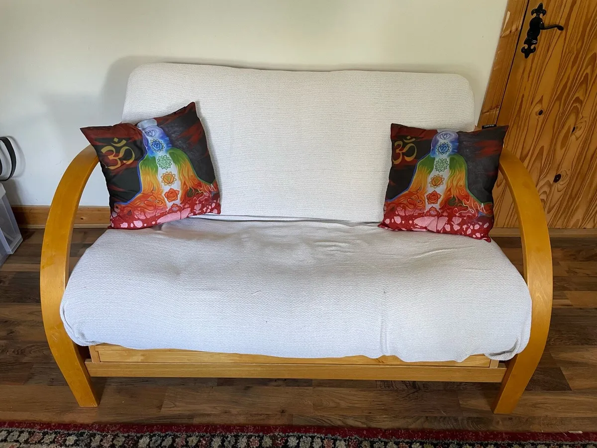 Futon - Image 1
