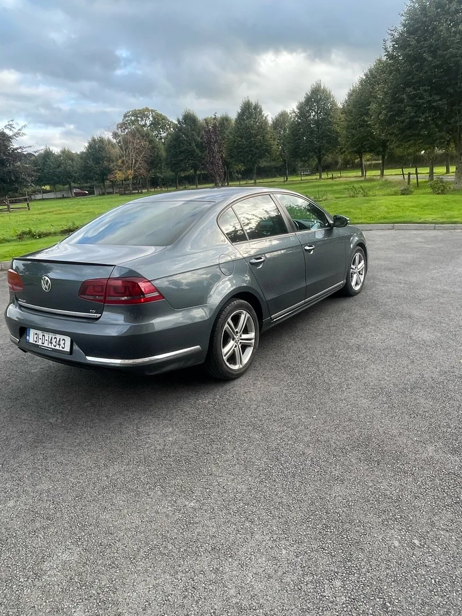 VW Passat R Line - Image 4