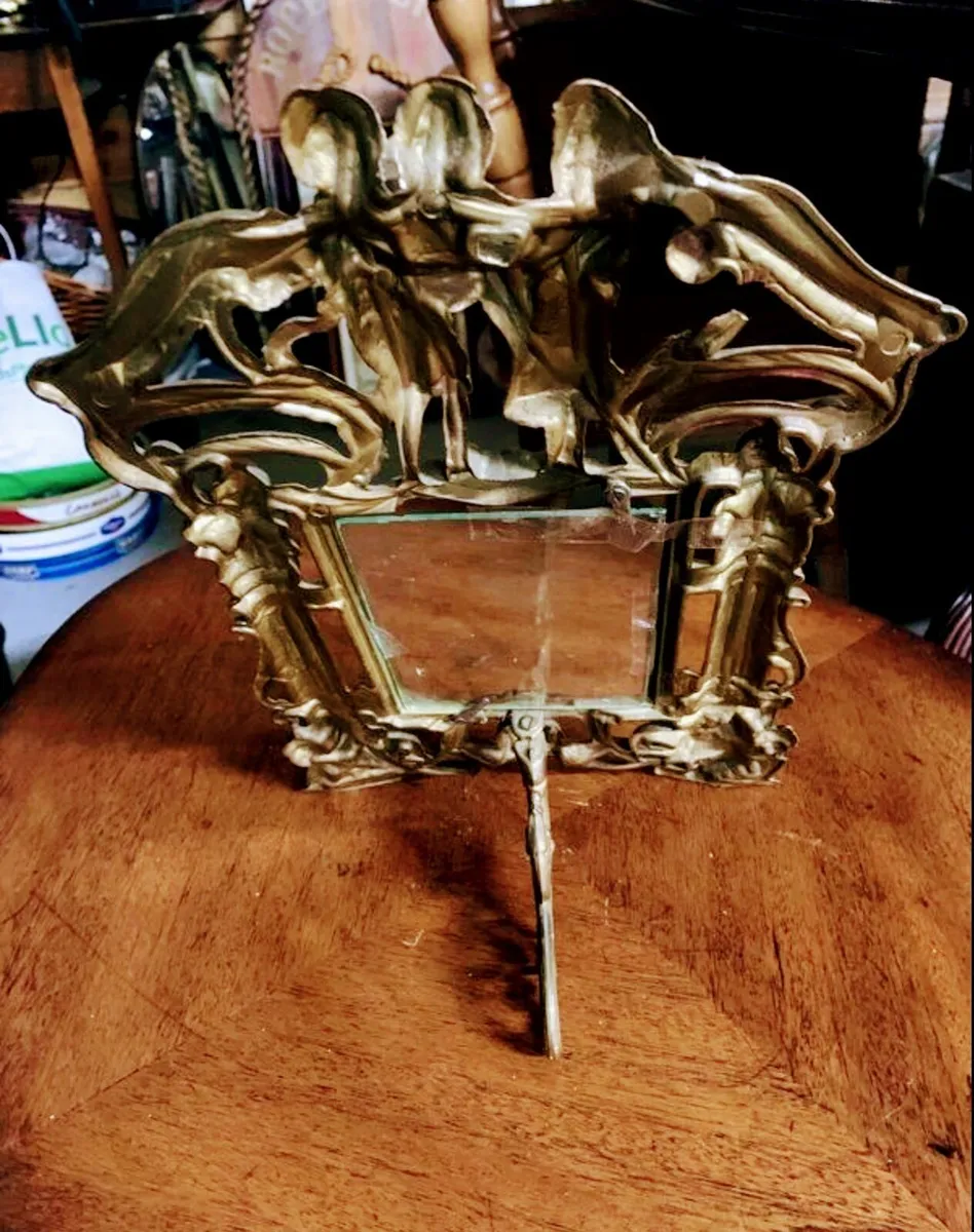 French antique brass picture frame - Image 2