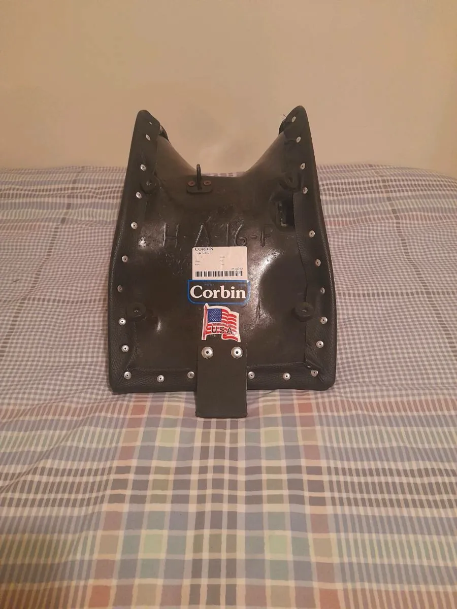 Corbin seat. - Image 1