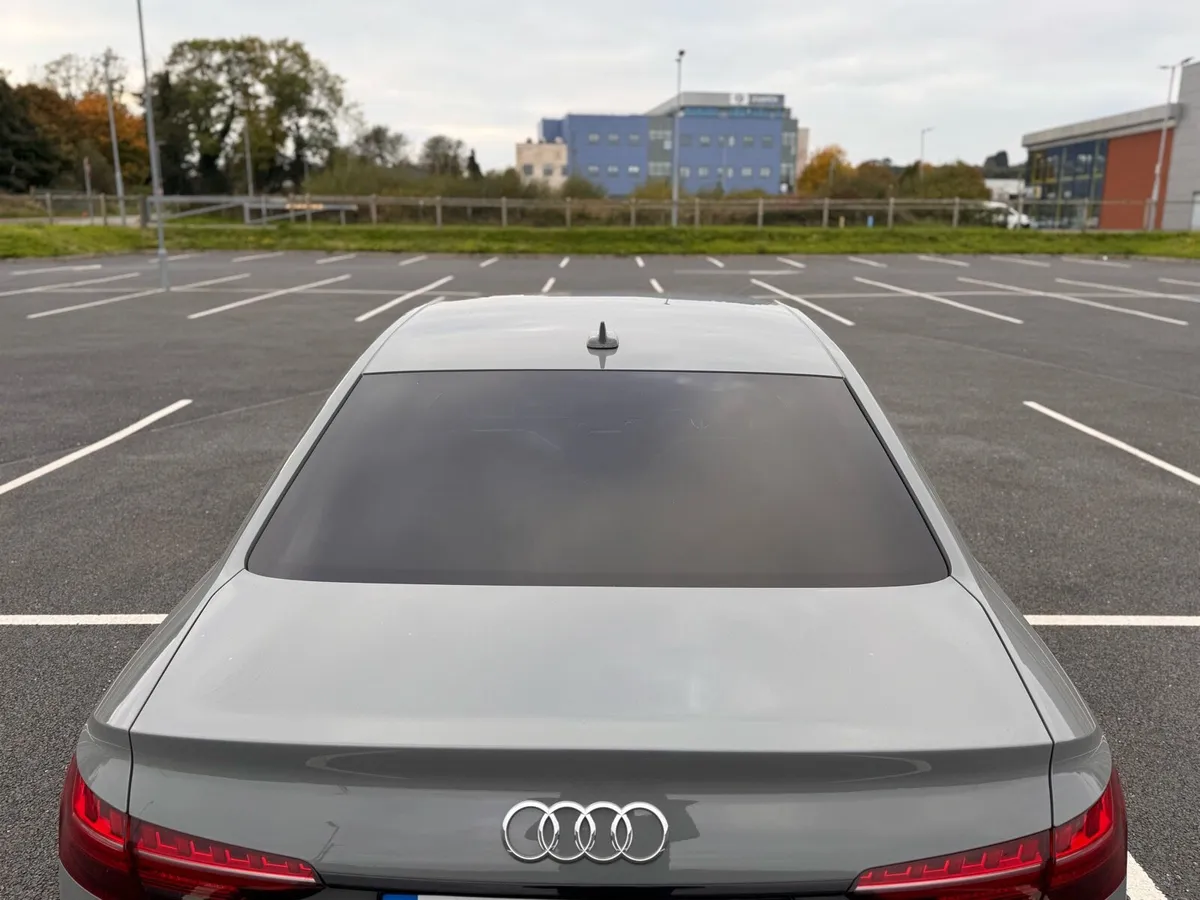 Audi A4 - Image 2