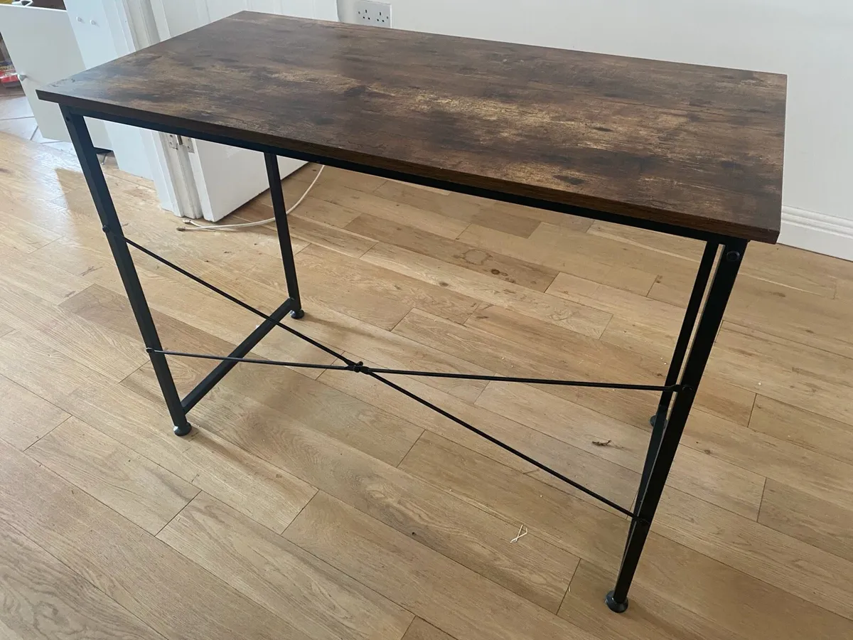 Desk - Image 2